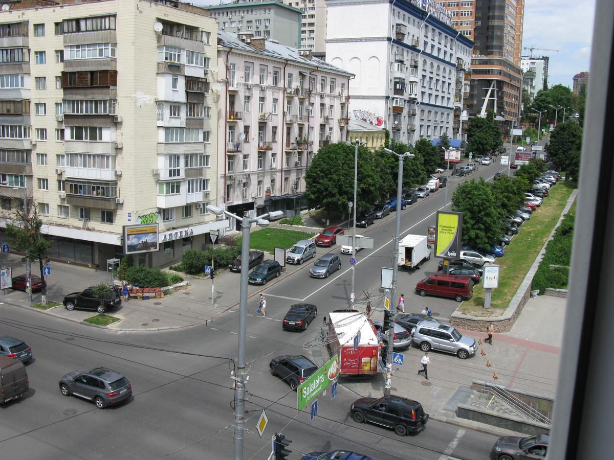 Квартира По Улице Большая Васильковская, 114 Kiev Dış mekan fotoğraf